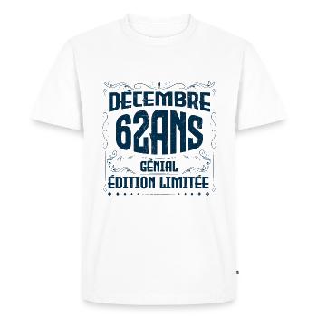 DÉCEMBRE 62 Ans | Édition limitée - T-shirt Premium bio Homme - blanc - Devant - Nico (187cm)