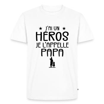 J'ai Un Héros et Je L'appelle Papa - Enfant Papa - T-shirt Premium bio Homme - blanc - Devant - Nico (187cm)