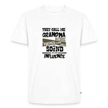 Grand-mère Cadeaux Partenaire dans le crime Mauvaise influence - T-shirt Premium bio Homme - blanc - Devant - Nico (187cm)
