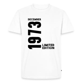 Anniversaire homme femme I Décembre 1973 - T-shirt Premium bio Homme - blanc - Devant - Nico (187cm)