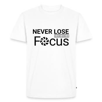 Never Lose Focus Photographer Camera Lense - Men's Premium Organic T-Shirt - white - Front - Nico (187cm)