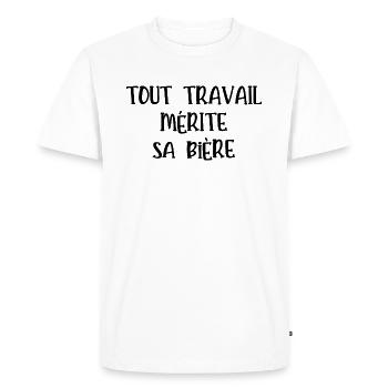 tout travail mérite sa bière - T-shirt Premium bio Homme - blanc - Devant - Nico (187cm)