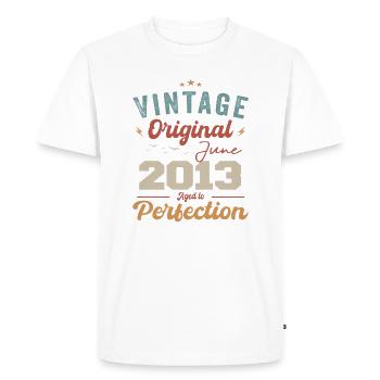 June 2013 Aged to Perfection June 2013 vintage - Men's Premium Organic T-Shirt - white - Front - Nico (187cm)