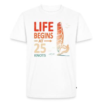 La vie commence à 25 noeuds windsurfeur planing - T-shirt Premium bio Homme - blanc - Devant - Nico (187cm)
