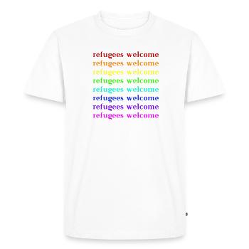 Refugees Welcome Geschenkidee - Männer Premium Bio T-Shirt - Weiß - Vorne - Nico (187cm)