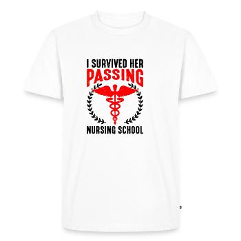 I survived her passing nursing school 18 - Men's Premium Organic T-Shirt - white - Front - Nico (187cm)