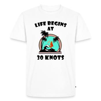 Life begins at 30 knots - T-shirt Premium bio Homme - blanc - Devant - Nico (187cm)