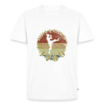 65. Geburtstag Alive and kickin since 01/1960 - Men's Premium Organic T-Shirt - white - Front - Nico (187cm)