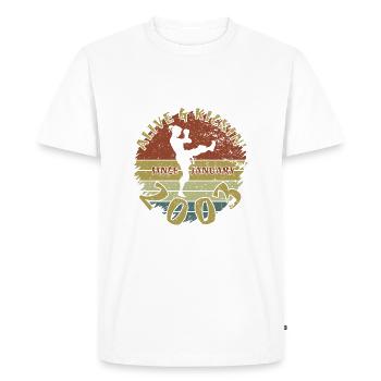 22. Geburtstag Alive and kickin since 01/2003 - Men's Premium Organic T-Shirt - white - Front - Nico (187cm)