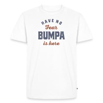 N’ayez crainte, Bumpa est là - Journée des grands-parents - T-shirt Premium bio Homme - blanc - Devant - Nico (187cm)