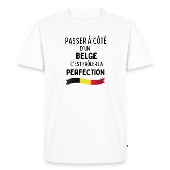 Belge Parfait Cadeau Humour - T-shirt Premium bio Homme - blanc - Devant - Nico (187cm)