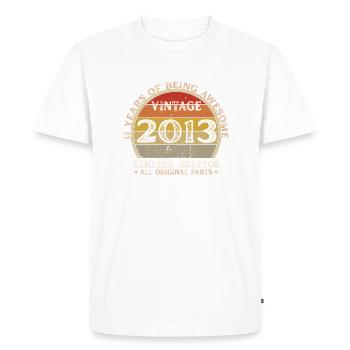 Né en 2013 - Vintage 2013 Anniversaire Rétro - T-shirt Premium bio Homme - blanc - Devant - Nico (187cm)