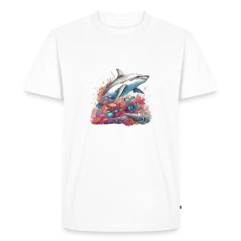 Un requin dangereux nage dans le récif corallien - T-shirt Premium bio Homme - blanc - Devant - Nico (187cm)