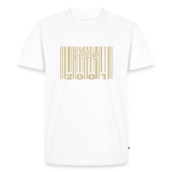 vintage 2001 Code barre 2001: Année 2025. - T-shirt Premium bio Homme - blanc - Devant - Nico (187cm)