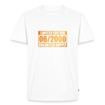 Édition Limitée 25ème Anniversaire - ꝏ Approvisionnement 06/2000 - T-shirt Premium bio Homme - blanc - Devant - Nico (187cm)