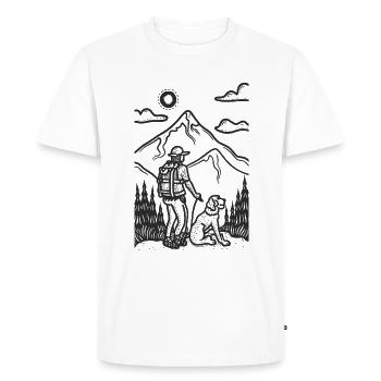 Randonneur avec son chien profitant de la vue - T-shirt Premium bio Homme - blanc - Devant - Nico (187cm)