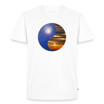 Yin et Yang du Soleil et de la Lune dans le ciel - T-shirt Premium bio Homme - blanc - Devant - Nico (187cm)