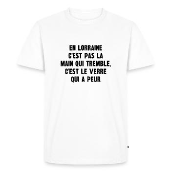 en lorraine c'est pas la main qui tremble - T-shirt Premium bio Homme - blanc - Devant - Nico (187cm)
