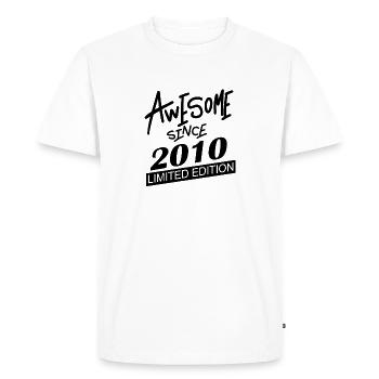 2010 - Born 2010 - Men's Premium Organic T-Shirt - white - Front - Nico (187cm)