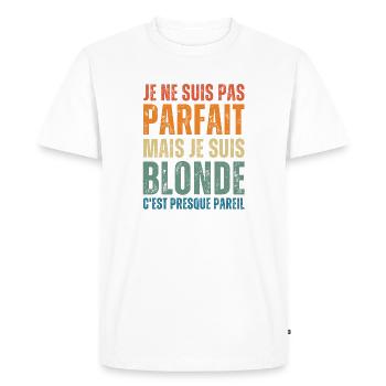 Je ne suis pas parfaite mais blonde - T-shirt Premium bio Homme - blanc - Devant - Nico (187cm)