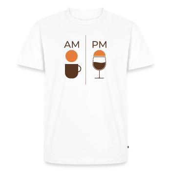 AM Coffee PM Wine – Kaffee & Wein Design - Men's Premium Organic T-Shirt - white - Front - Nico (187cm)