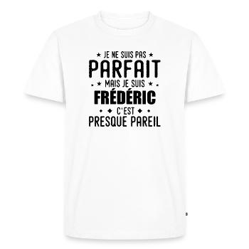 Frédéric: authentic, imperfect, top, perfection - Men's Premium Organic T-Shirt - white - Front - Nico (187cm)
