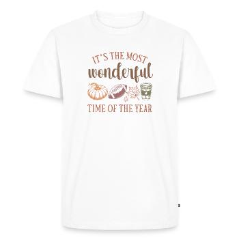 Autumn cozy with Pumpkin and Coffee - Men's Premium Organic T-Shirt - white - Front - Nico (187cm)