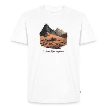 Mountain Cabin Quote - In Silence, Freedom - Men's Premium Organic T-Shirt - white - Front - Nico (187cm)
