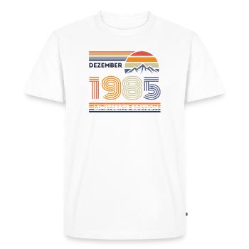 Vintage Birthday – December 1985 - Men's Premium Organic T-Shirt - white - Front - Nico (187cm)