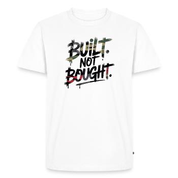 Camouflage de style scène d’accordage construit et non acheté - T-shirt Premium bio Homme - blanc - Devant - Nico (187cm)