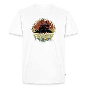 44th Birthday Rocking the crowd DRM 04/1982 - Men's Premium Organic T-Shirt - white - Front - Nico (187cm)