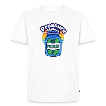 Green cucumbers in a jar pressure creates cucumbers - Men's Premium Organic T-Shirt - white - Front - Nico (187cm)