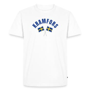 Drapeaux suédois de Kramfors - T-shirt Premium bio Homme - blanc - Devant - Nico (187cm)