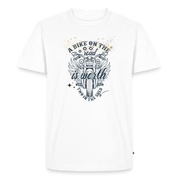 Winged motorcycle on the open road - Men's Premium Organic T-Shirt - white - Front - Nico (187cm)