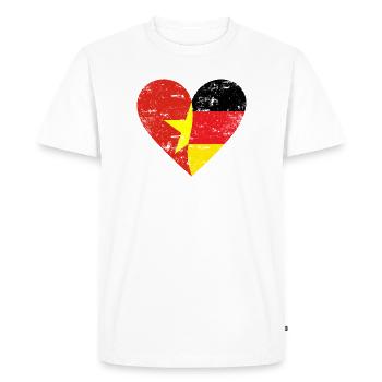 Vietnam, Allemagne, cœur utilisé - T-shirt Premium bio Homme - blanc - Devant - Nico (187cm)
