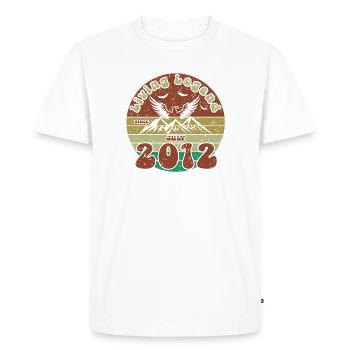 14e anniversaire : Légende vivante depuis le VIN 07/2012 - T-shirt Premium bio Homme - blanc - Devant - Nico (187cm)