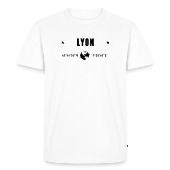 Lyon France Coordonnées Gps Globe - T-shirt Premium bio Homme - blanc - Devant - Nico (187cm)