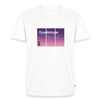 La Guadeloupe, mon amour. Souvenir AVEC données GPS - T-shirt Premium bio Homme - blanc - Devant - Nico (187cm)