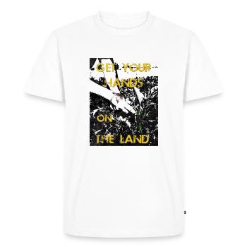 Put your hands on the land - Men's Premium Organic T-Shirt - white - Front - Nico (187cm)