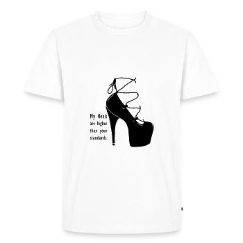 Illustration de chaussures hautes chaussures à talons hauts - T-shirt Premium bio Homme - blanc - Devant - Nico (187cm)