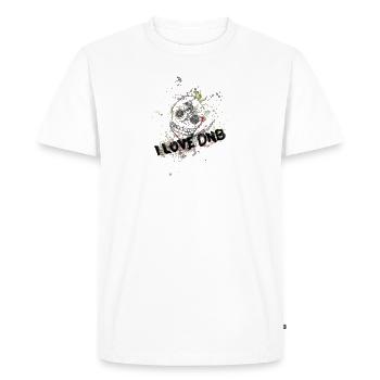 I love DNB - SKULL - Männer Premium Bio T-Shirt - Weiß - Vorne - Nico (187cm)