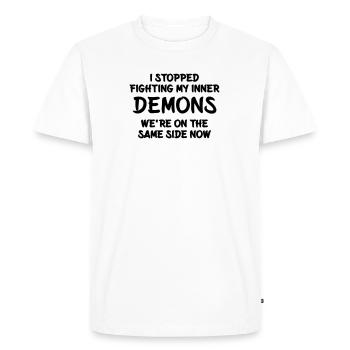 J’ai arrêté de combattre mes démons intérieurs - T-shirt Premium bio Homme - blanc - Devant - Nico (187cm)