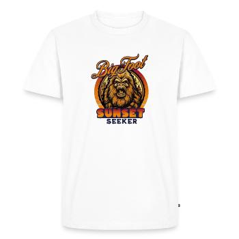 Big Foot SUNSET SEEKER - Men's Premium Organic T-Shirt - white - Front - Nico (187cm)