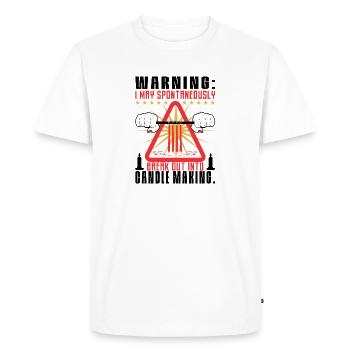 Attention : je peux faire spontanément des bougies. - T-shirt Premium bio Homme - blanc - Devant - Nico (187cm)