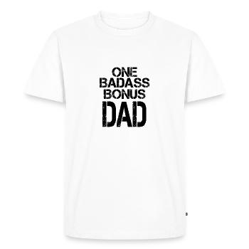 One Badass Bonus Dad - Men's Premium Organic T-Shirt - white - Front - Nico (187cm)