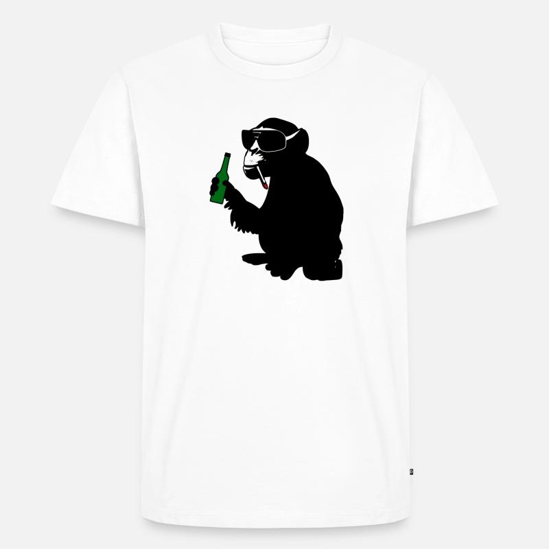 monkey with beer bottle - Männer Premium Bio T-Shirt - Weiß