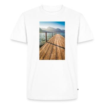 Wooden jetty at the mountain lake in the sunlight - Men's Premium Organic T-Shirt - white - Front - Nico (187cm)