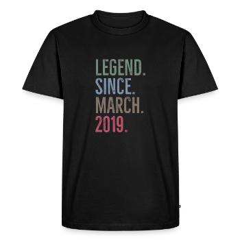 Légende depuis mars 2019 - T-shirt Premium bio Homme - noir - Devant - Nico (187cm)