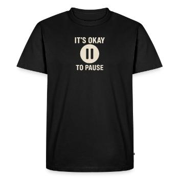 It’s Okay to Pause – Message Bien-Être Minimaliste - T-shirt Premium bio Homme - noir - Devant - Nico (187cm)