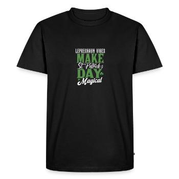 Leprechaun Vibes Make St Patrick's Day Magical - Men's Premium Organic T-Shirt - black - Front - Nico (187cm)